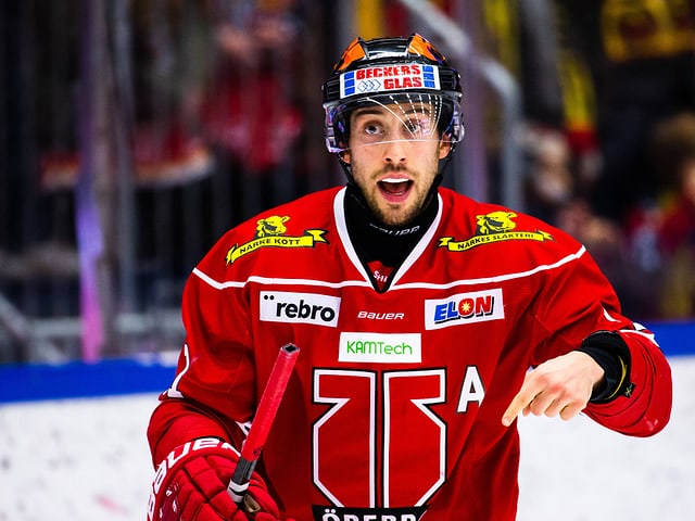 Aaron Palushaj. Aaron Palushaj.