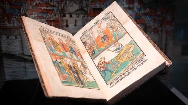 Ein altes, illustriertes Buch. Ein altes, illustriertes Buch.