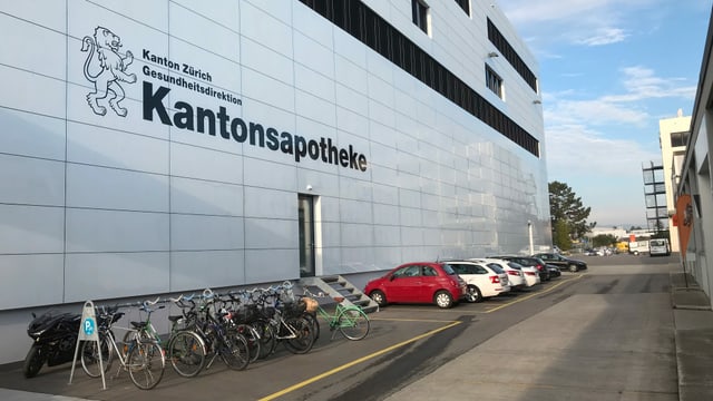 Der Neubau der Kantonsapotheke in Schlieren. Der Neubau der Kantonsapotheke in Schlieren.