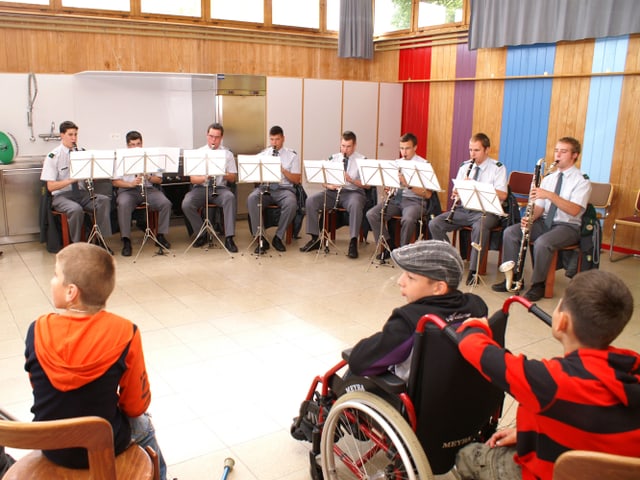 Schuldads dattan concert per uffants impedids Schuldads dattan concert per uffants impedids