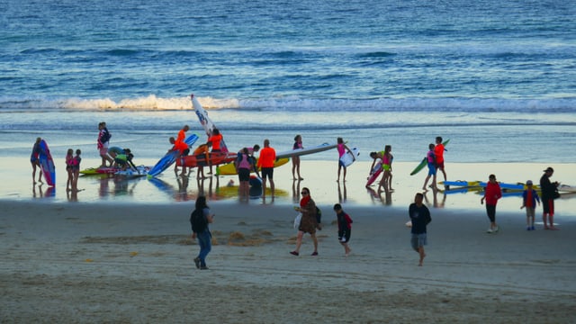 Surfer am Strand Surfer am Strand