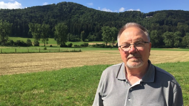 Mann vor Ebene Mann vor Ebene
