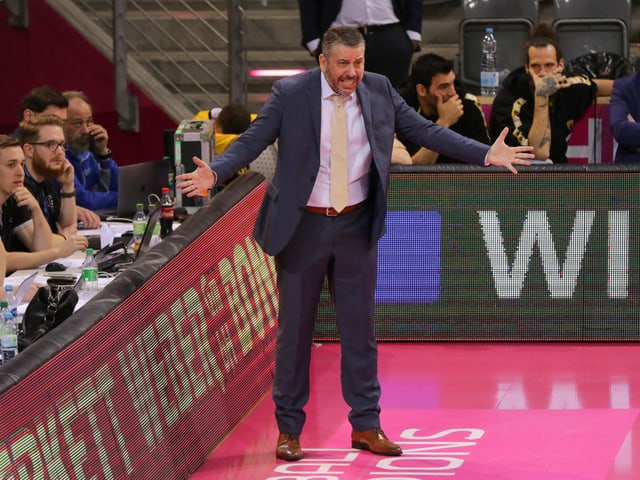 Ilias Papatheodorou. Ilias Papatheodorou.