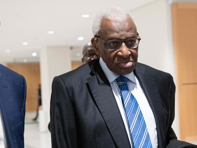 Lamine Diack. Lamine Diack.