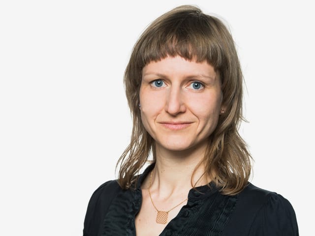 Corinna Daus ist seit zehn Jahren bei SRF tätig, seit rund zwei Jahren als Publizistische Planerin bei SRF 2 Kultur Corinna Daus ist seit zehn Jahren bei SRF tätig, seit rund zwei Jahren als Publizistische Planerin bei SRF 2 Kultur