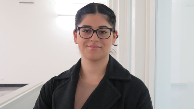 Porträt von Özlem Öztekin. Porträt von Özlem Öztekin.