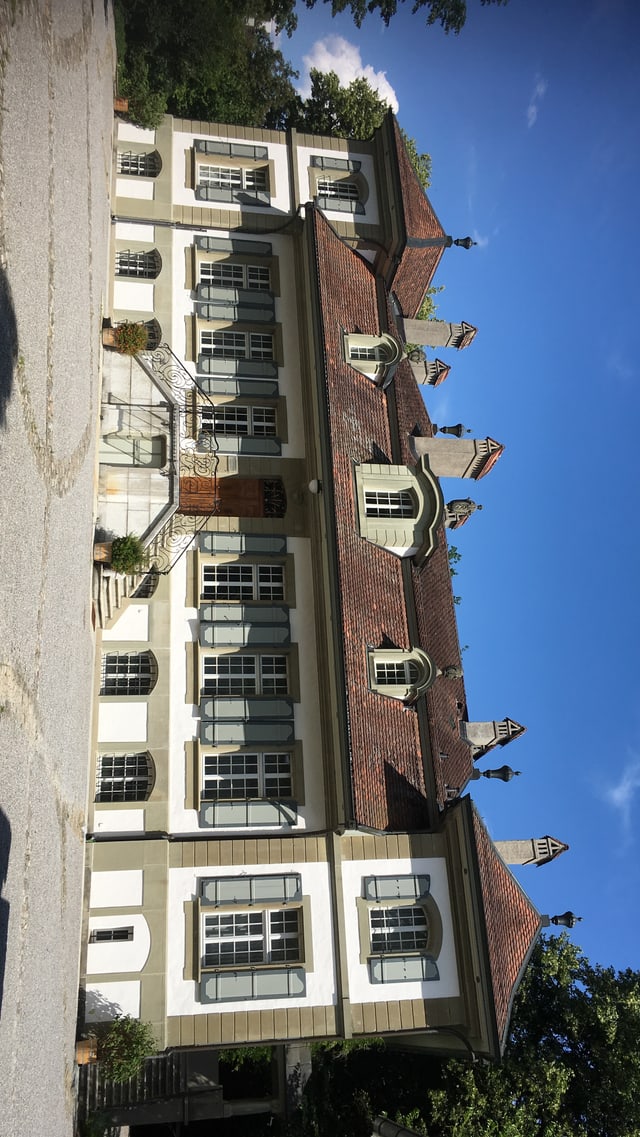 Aussenansicht eines Schlosses. Aussenansicht eines Schlosses.