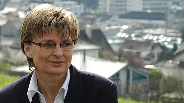 Porträt von Christine Mangold. Porträt von Christine Mangold.