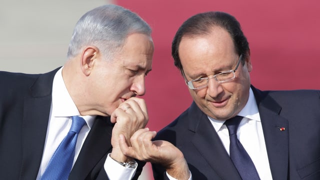 Netanjahu und Hollande reden miteinander Netanjahu und Hollande reden miteinander