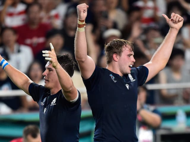 Schottland gewinnt gegen Samoa. Schottland gewinnt gegen Samoa.