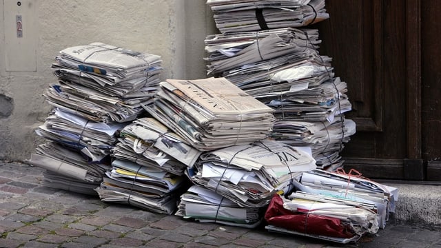Viele Papierbündeli Viele Papierbündeli