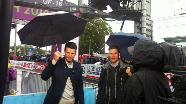 Paddy Kälin und Co-Kommentator Christian Belz an der Marathon-Strecke.