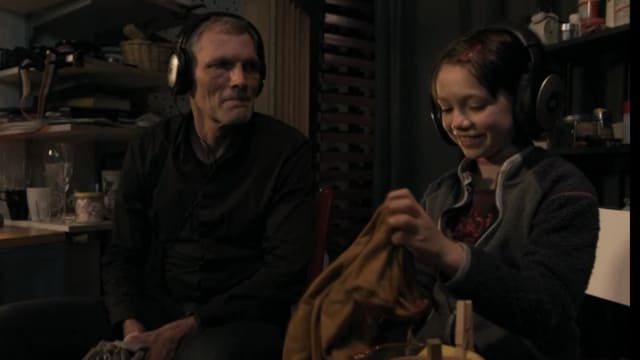 Video «Heidi beim Geräuschemacher» abspielen Video «Heidi beim Geräuschemacher» abspielen