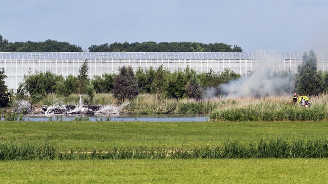 In diesen Teich stürzte die F-5-Maschine der Patrouille Suisse In diesen Teich stürzte die F-5-Maschine der Patrouille Suisse