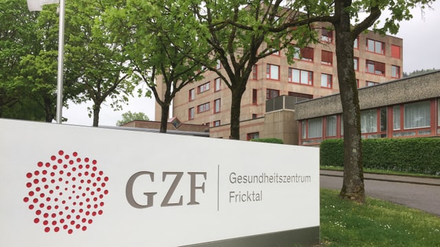 Schild Gesundheitszentrum Fricktal Schild Gesundheitszentrum Fricktal