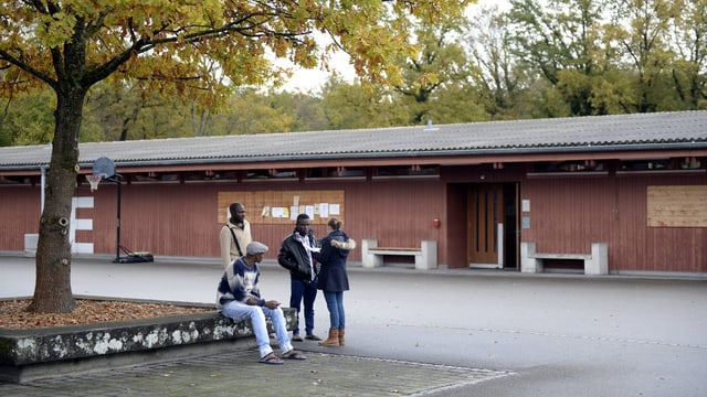 Asylbewerber und Zentrum Asylbewerber und Zentrum