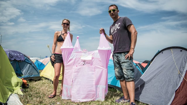 Die Prinzessin Nina und ihr Stallbursche Lüke. Die Prinzessin Nina und ihr Stallbursche Lüke.