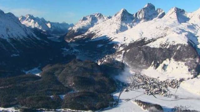 Blick von Muotas Muragl in Oberengadin. Blick von Muotas Muragl in Oberengadin.