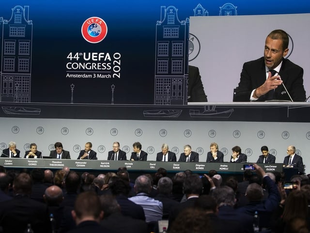Der Uefa-Kongress in Amsterdam. Der Uefa-Kongress in Amsterdam.