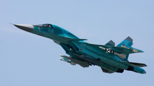 Russischer Kampfjet vom Typ SU-34. Russischer Kampfjet vom Typ SU-34.