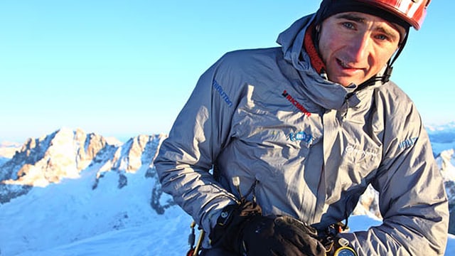 Ueli Steck vor den Grandes Jorasses Ueli Steck vor den Grandes Jorasses
