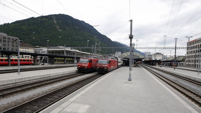 Vier Kantone und die SBB setzen auf Bahnausbau. Bis 2030 soll eine Millarde Franken investiert werden. Vier Kantone und die SBB setzen auf Bahnausbau. Bis 2030 soll eine Millarde Franken investiert werden.