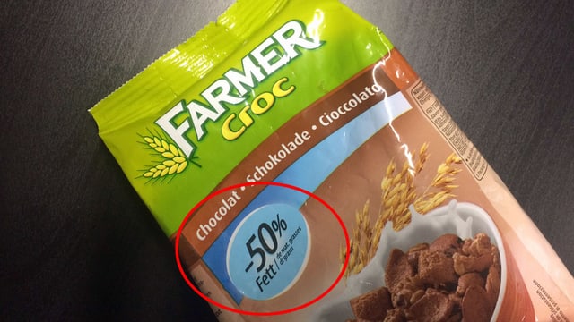 Müslipackung mit Vermerk «-50% Fett». Müslipackung mit Vermerk «-50% Fett».