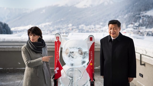 Bundesrätin Doris Leuthard und Chinas Präsident Xi Jinping am WEF Bundesrätin Doris Leuthard und Chinas Präsident Xi Jinping am WEF