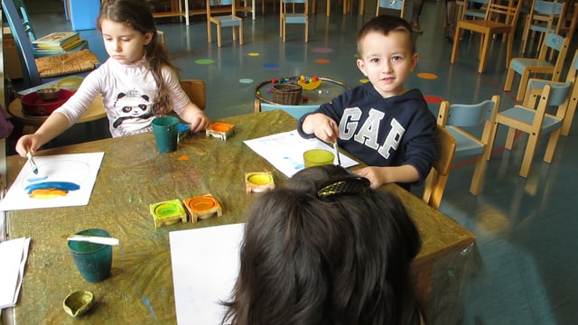 Kinder im Vorkindergarten Kinder im Vorkindergarten