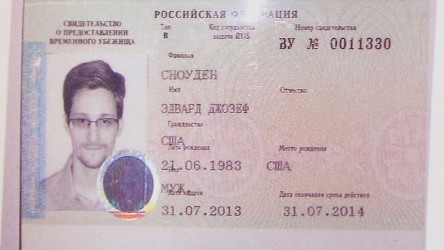 Das russische Reisedokument von Edward Snowden. Das russische Reisedokument von Edward Snowden.