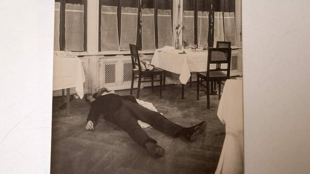 Historisches Bild eines Erschossenen Historisches Bild eines Erschossenen