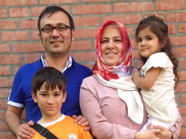 Familie von Dilek Ucak Ekinci: zwei Kinder. Familie von Dilek Ucak Ekinci: zwei Kinder.