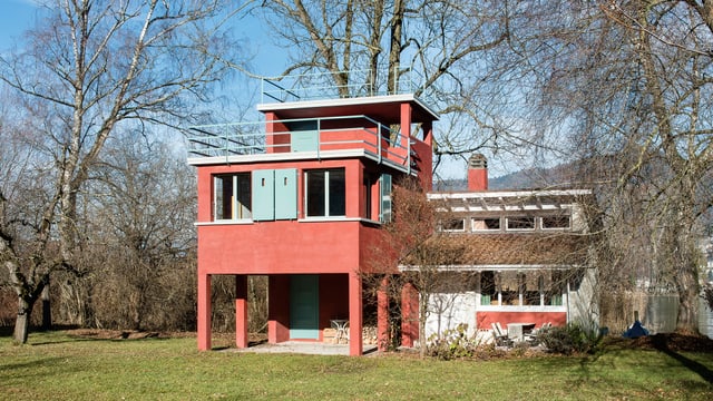 Das Haus von aussen. Das Haus von aussen.