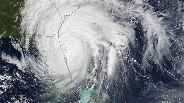 Il hurican «Matthew» sper la costa da Florida, registrà dad in satellit da la NASA. Il hurican «Matthew» sper la costa da Florida, registrà dad in satellit da la NASA.