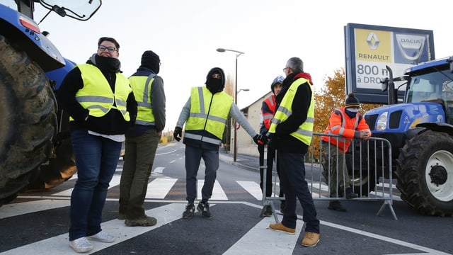 Ein Bild aus den Anfängen der Gelbwesten-Proteste Ein Bild aus den Anfängen der Gelbwesten-Proteste
