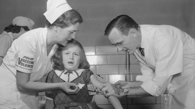 Kinderlähmung – eine Krankheit taucht auf aus dem Nichts