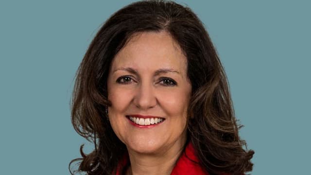 Ein Portrait von Christina Bürgi. Ein Portrait von Christina Bürgi.