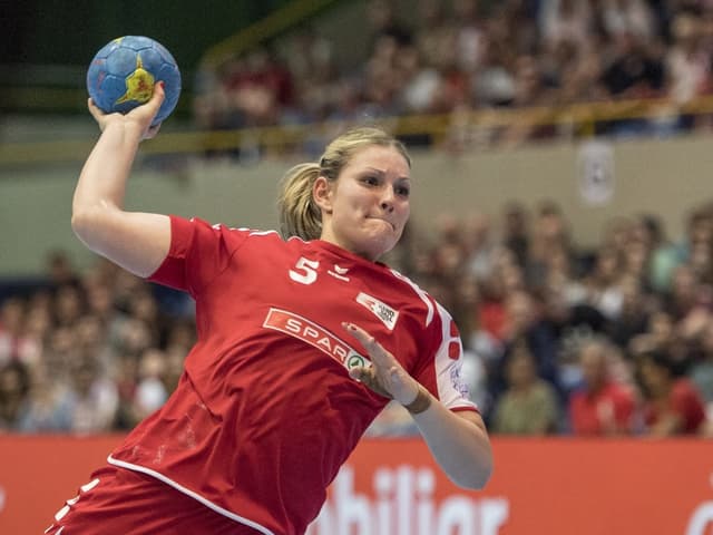 Lisa Frey. Lisa Frey.