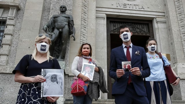Angehörige in Bergamo Angehörige in Bergamo