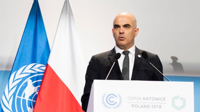 Alain Berset hinter Rednerpult Alain Berset hinter Rednerpult