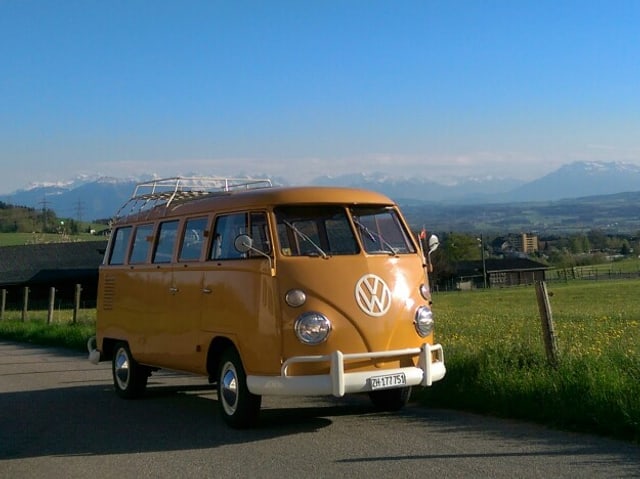 Der Sommer kann kommen! Der orange T1 aus dem Jahr 1973 ist der Traum von SRF 3 Hörer Marc und Sandra.