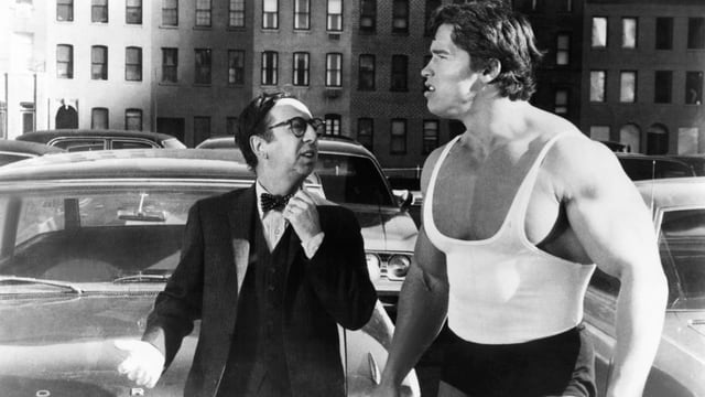 ein muskulöser Mann in den Strassen von New York ein muskulöser Mann in den Strassen von New York