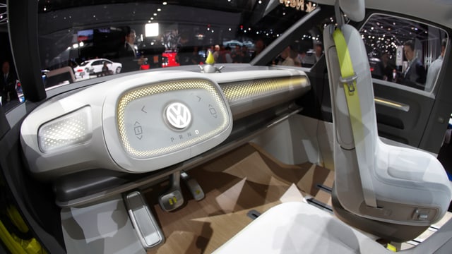 Interieur eines modernen Elektroautos. Interieur eines modernen Elektroautos.