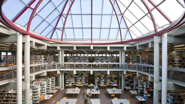 Die Bibliothek der HSG. Die Bibliothek der HSG.