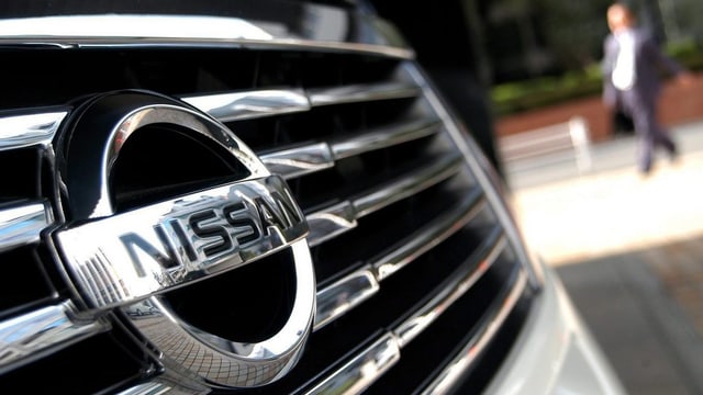 Ein Kühlergrill eines Nissans. Ein Kühlergrill eines Nissans.