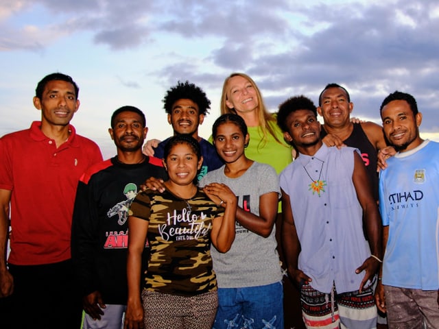 Maya Hadorn und ihr Team. Maya Hadorn und ihr Team.