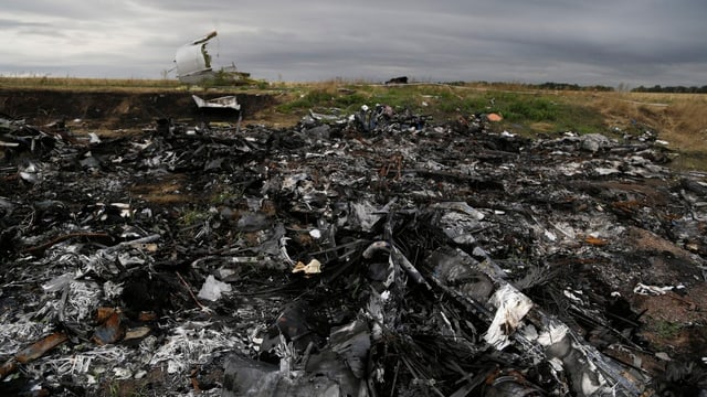 Trümmerteile der MH17 nahe Hrabove Trümmerteile der MH17 nahe Hrabove