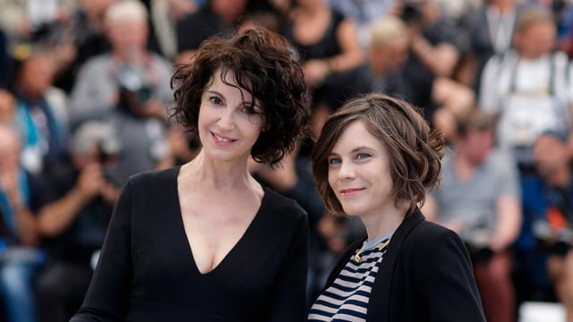 Zabou Breitman und Éléa Gobbé-Mévellec während des Foto-Calls in Cannes 2019. Zabou Breitman und Éléa Gobbé-Mévellec während des Foto-Calls in Cannes 2019.