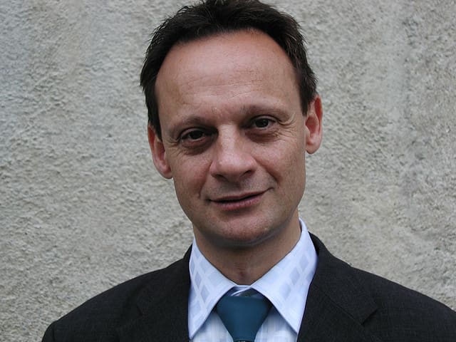 Stefan Engler. Stefan Engler.