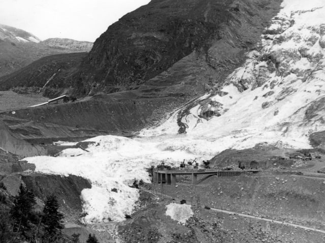 плотина вайонт италия катастрофа. 9 октября 1963 года. 9 октября 1963 года. - плотина вайонт в италии. катастрофа плотина вайонт 9 октября 1963 года.
